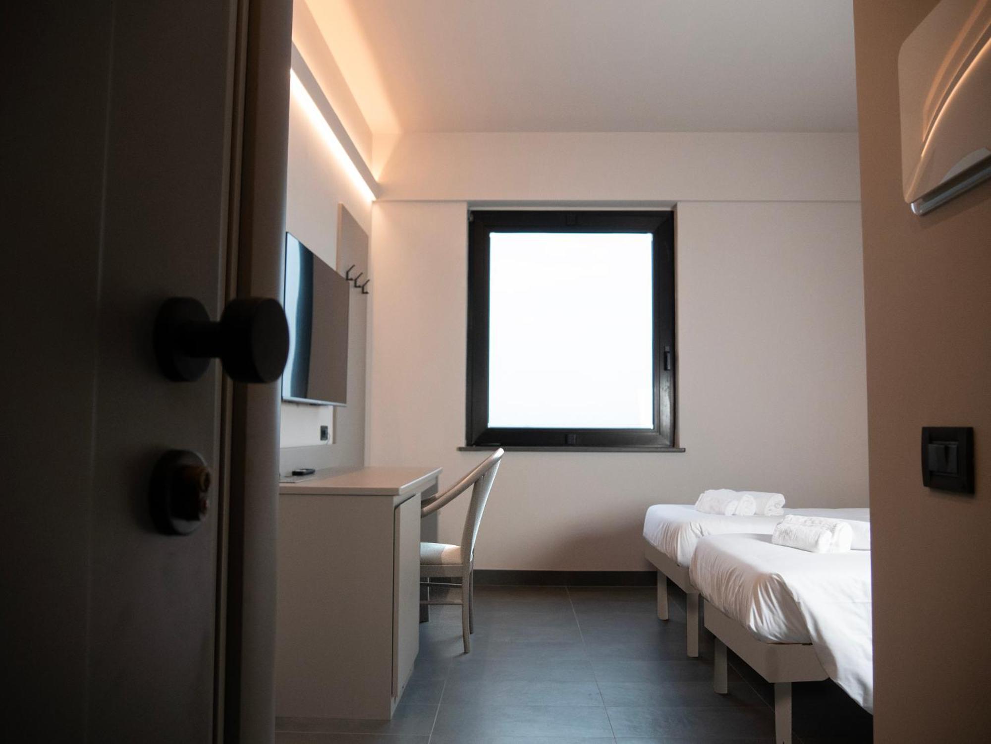 Aldero Hotel Civita Castellana Exterior foto
